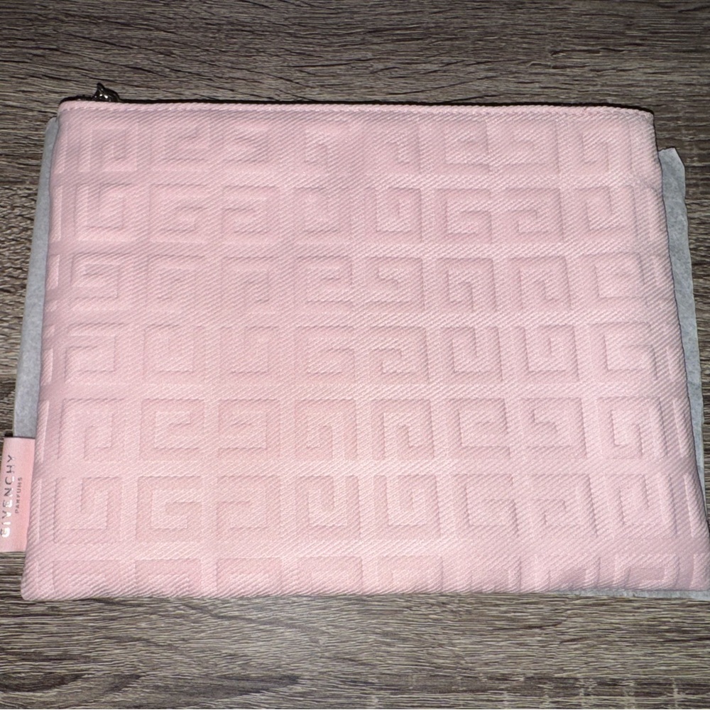 GIVENCHY PINK COSMETIC BAG 👜